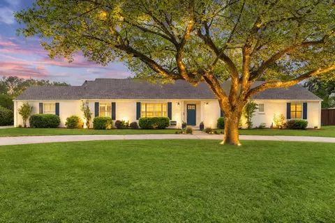 4929 Forest Ln, Dallas, TX 75244