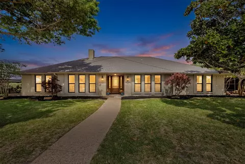 16106 Salado Dr, Dallas, TX 75248