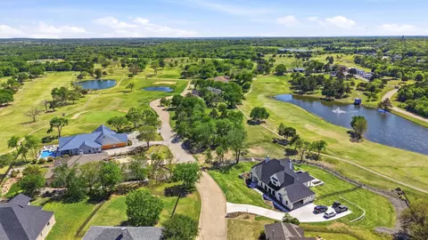 37 Palmer Ln, Pottsboro, TX 75076