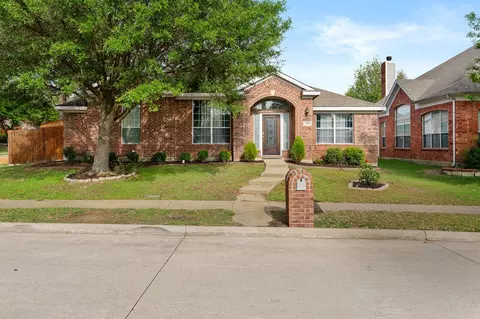 1328 Rawlins Dr, Lancaster, TX 75134