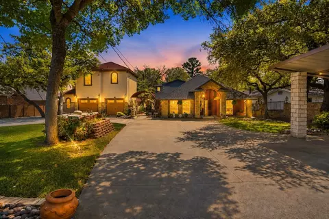 106 Marina View Ct, Weatherford, TX 76087