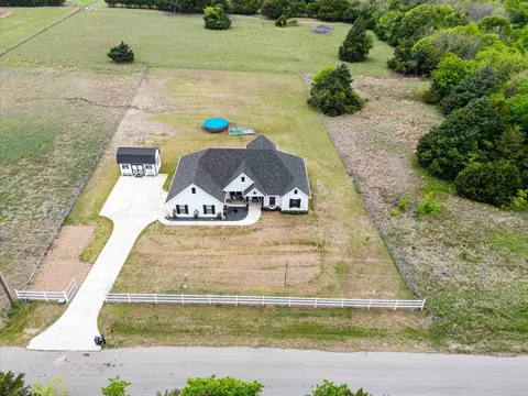550 County Road 4109, Greenville, TX 75401