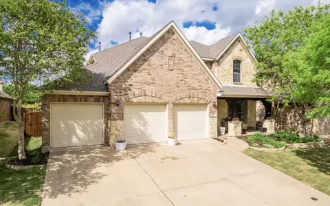 2909 Pioneer Dr, Melissa, TX 75454