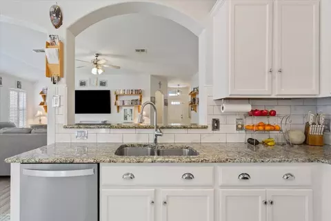 Kitchen - 2801 Samson Dr, Lorena, TX 76655 photo 3 of 3