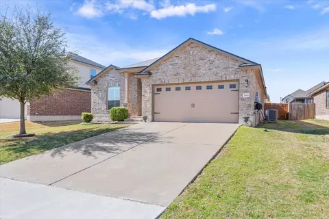 Exterior - 2801 Samson Dr, Lorena, TX 76655 photo 2 of 7