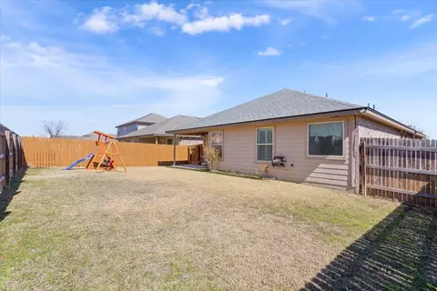 Exterior - 2801 Samson Dr, Lorena, TX 76655 photo 5 of 7