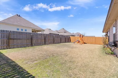 Exterior - 2801 Samson Dr, Lorena, TX 76655 photo 6 of 7