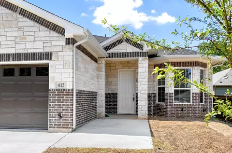 413 Henderson St, Bonham, TX 75418