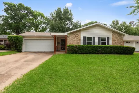 1905 Easy St, Arlington, TX 76013