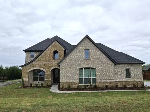237 Magnolia Ct, Trenton, TX 75490