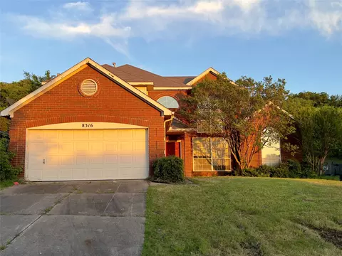 8316 Autumncrest Ct, Dallas, TX 75249