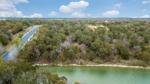 108 Three Forks Xing, Chico, TX 76431