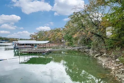 108 Three Forks Xing, Chico, TX 76431