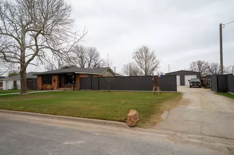 455 5th, Hawley, TX 79525