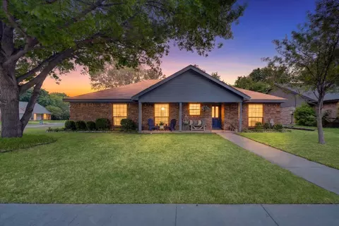 300 Cindy Ct, Keller, TX 76248