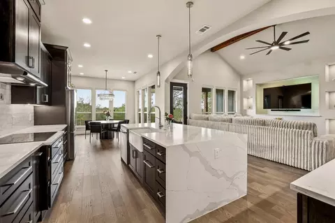 4836 S Theresa Dr, Denison, TX 75020