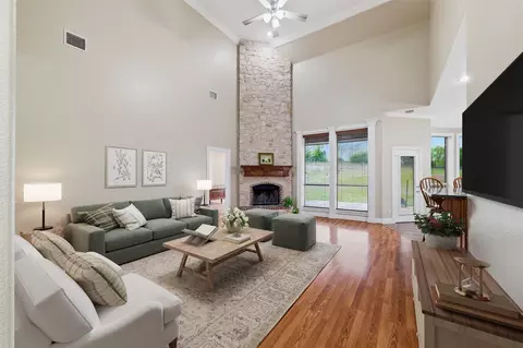 100 Scenic View Dr, Aledo, TX 76008