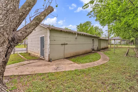 Exterior - 3500 N 21st St, Waco, TX 76708 photo 7 of 7
