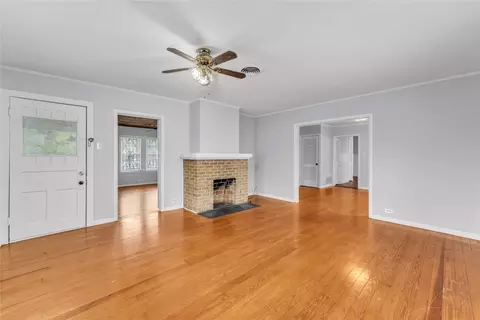Living - 3500 N 21st St, Waco, TX 76708 photo 2 of 9