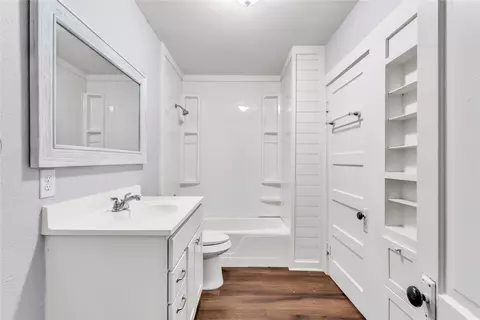 Bath - 3500 N 21st St, Waco, TX 76708 photo 1 of 1