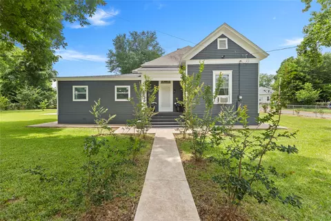 1419 N Sycamore, Palestine, TX 75801
