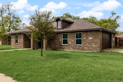 600 Saint Luke St, Terrell, TX 75160
