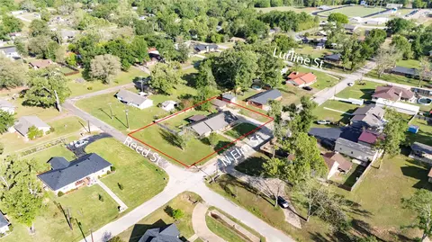 409 N Elm St, Frankston, TX 75763