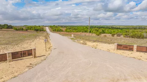 4 North State Avenue, Stephenville, TX 76401