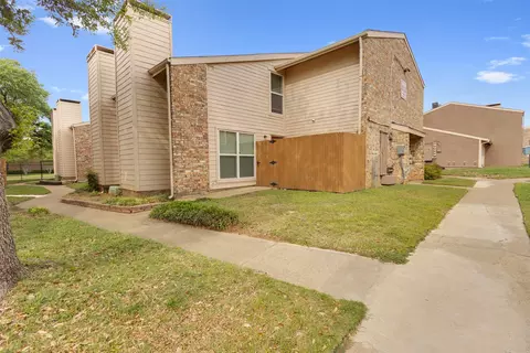5516 Boca Raton Blvd #321, Fort Worth, TX 76112