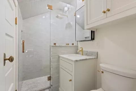Bath - 410 Rice Ave, Waco, TX 76708 photo 6 of 9
