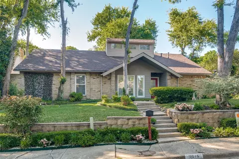 9015 Arborside Dr, Dallas, TX 75243