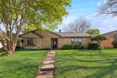 708 Shady Creek Trl, Mesquite, TX 75150