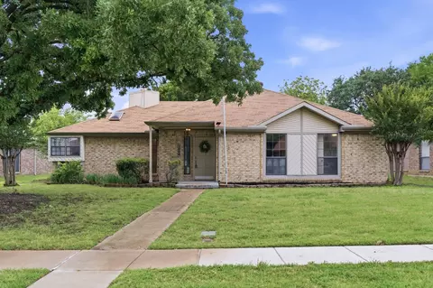 1506 Springaire Ln, Lewisville, TX 75077