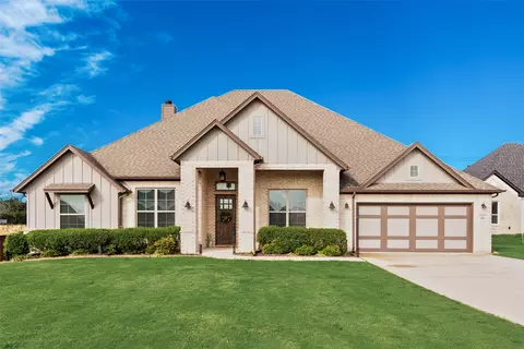 101 Oxford Ct, Weatherford, TX 76088