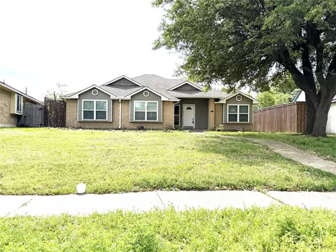 4522 Westlake Dr, Garland, TX 75043