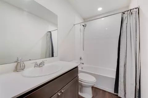 Bath - 3509 Doris Dr, Denton, TX 76207 photo 1 of 1