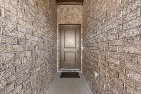 Entry Way - 3509 Doris Dr, Denton, TX 76207 photo 1 of 4
