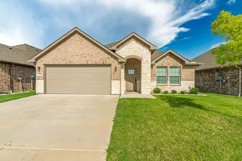 7701 Scott Ln, Greenville, TX 75402