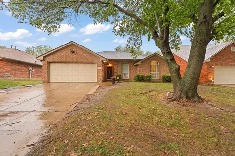 4804 Barberry Dr, Fort Worth, TX 76133