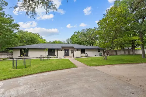 500 Queensway Rd, Willow Park, TX 76087