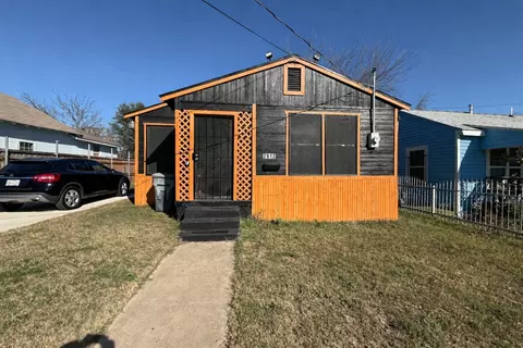2912 Frazier St, Dallas, TX 75210