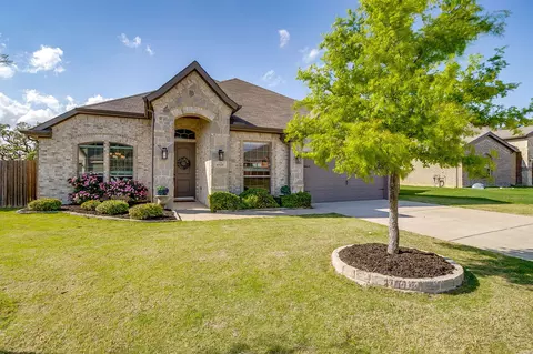 1616 Glade Meadows Dr, Joshua, TX 76058