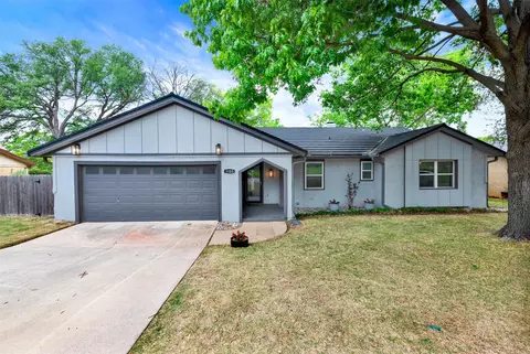 1105 Simpson Ter, Bedford, TX 76021