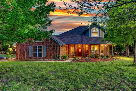 1600 E Lucas Rd, Lucas, TX 75002