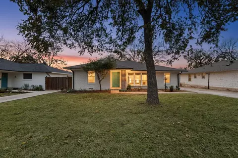 2812 San Medina Ave, Dallas, TX 75228