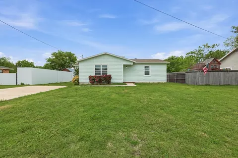 Other - 204 E Bailey St, Ponder, TX 76259 photo 1 of 1