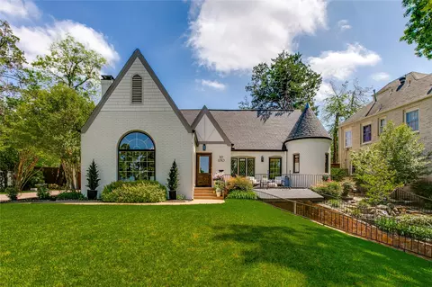 1150 N Canterbury Ct, Dallas, TX 75208