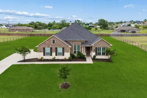 2016 Pebblegate Dr, Weatherford, TX 76085