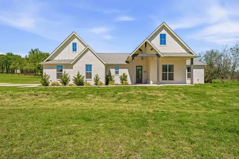 445 Rodeo Way, Stephenville, TX 76401