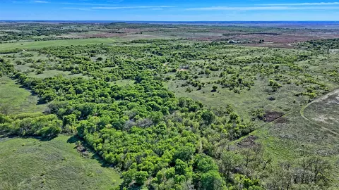 0 Applegate, Bowie, TX 76230 photo 30